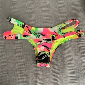Tropical print bikini bottoms